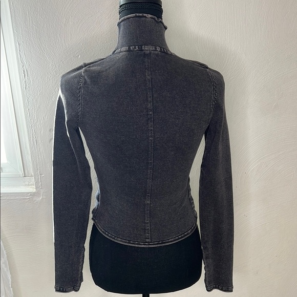 Zara Turtleneck Acid Wash Longsleeve Top Size S - Picture 4 of 7